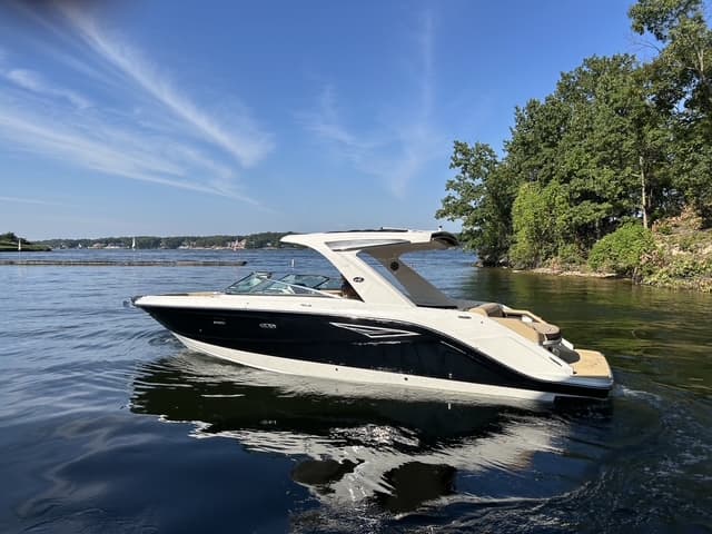 2027 Sea Ray SLX 310 for Sale in Lake Ozark, Missouri Bowrider 3