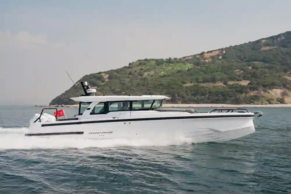 Axopar 38 XC Cross Cabin for Sale