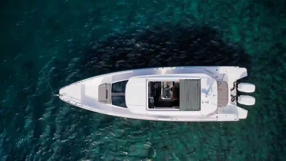 Axopar 37 XC Cross Cabin for Sale