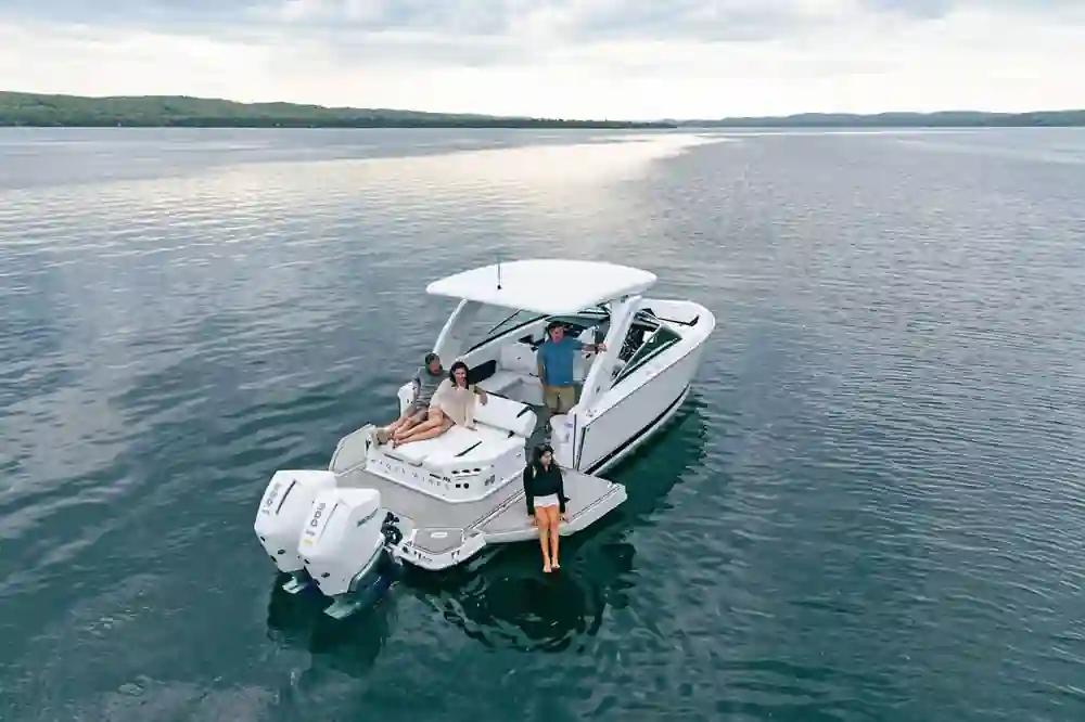 Four Winns H9C OB in vendita