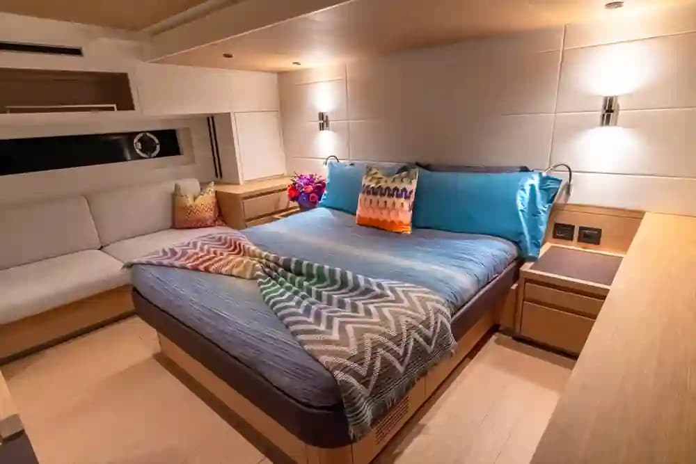 2023 Pardo Yachts E60 te koop in Newport Beach, California Flybridge 3