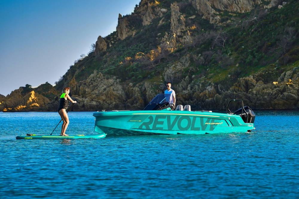 2022 Axopar x Jobe The Revolve XXII