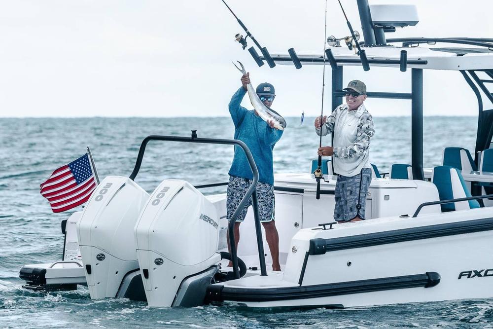 2023 Axopar 28 T-Top