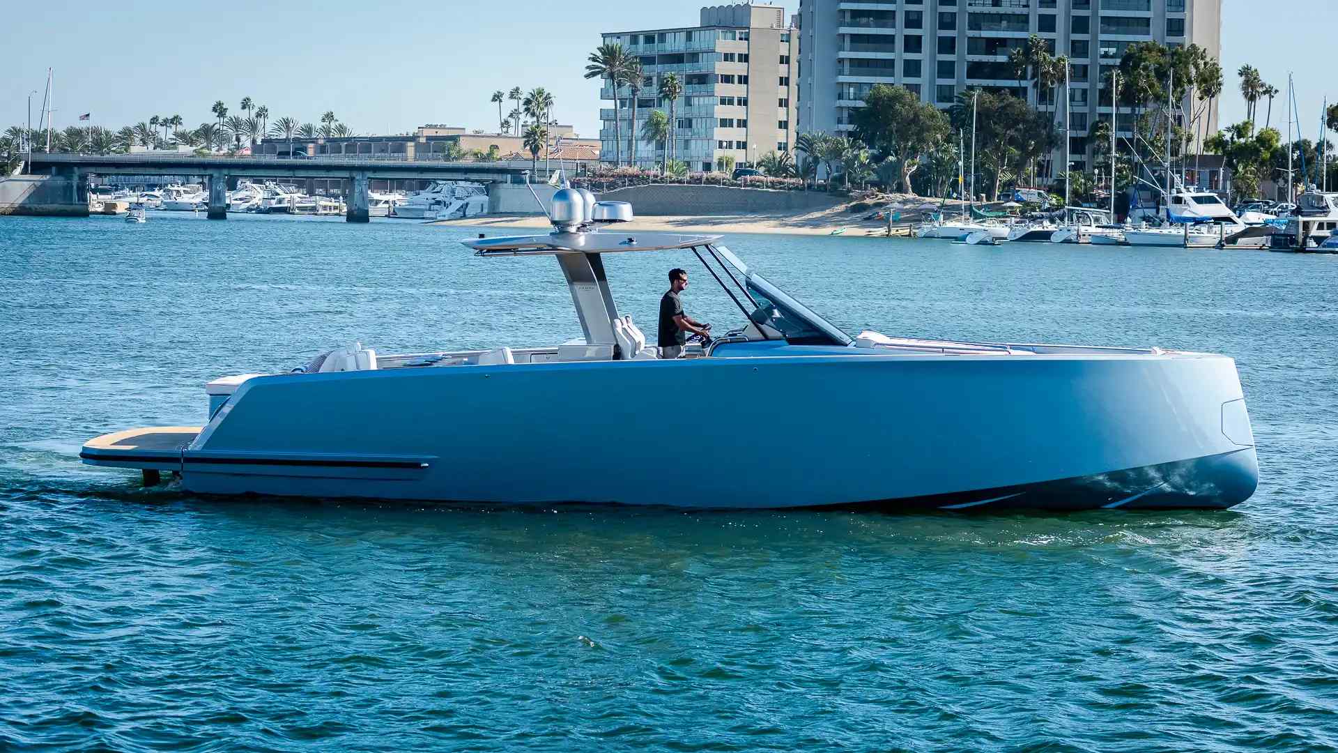 Yacht