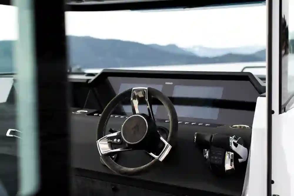 Axopar 37 XC Cross Cabin for Sale