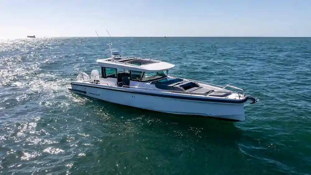 Axopar 37 XC Cross Cabin For Sale