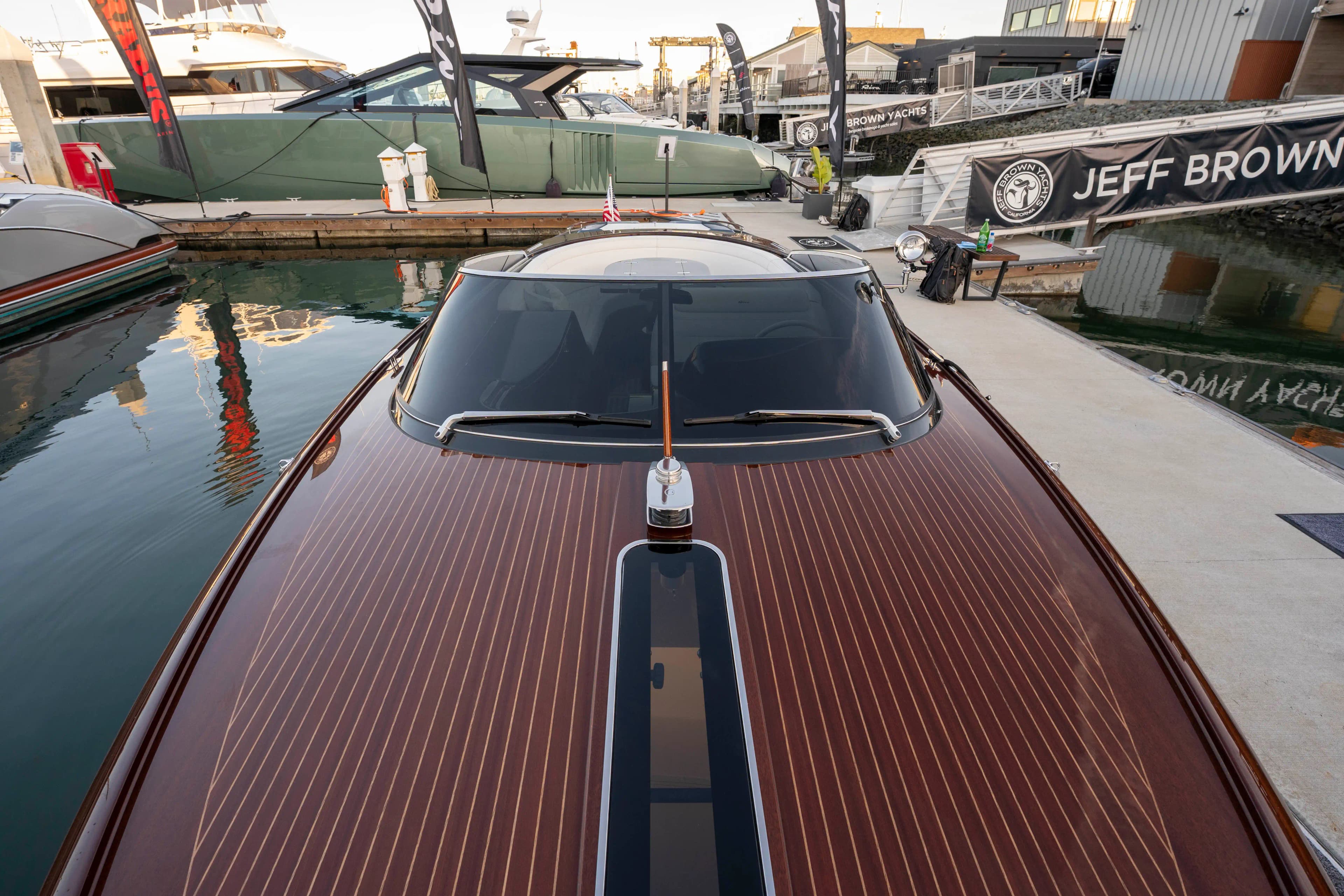 Riva 33' Aquariva Special in vendita