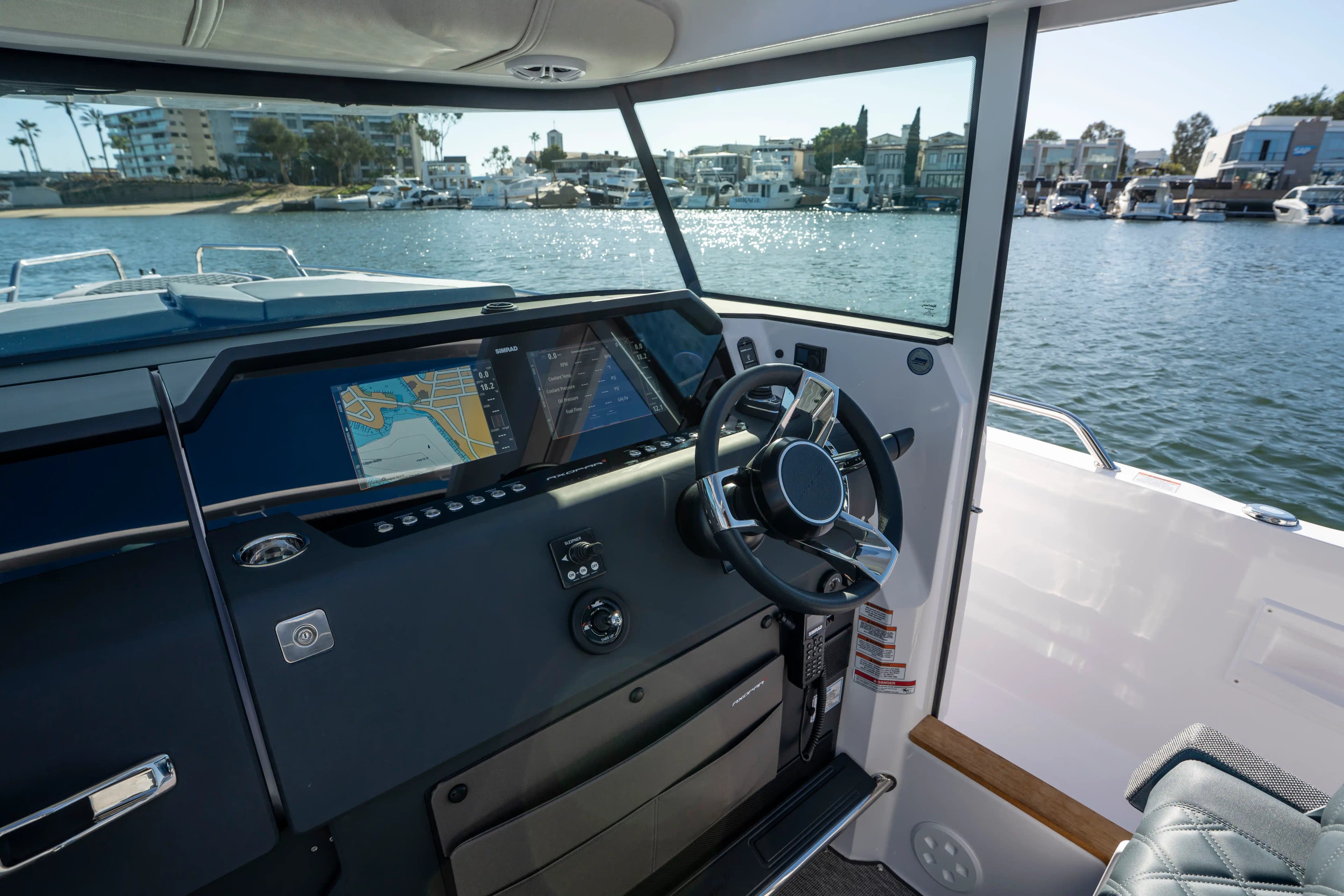 Axopar 37 XC Cross Cabin for Sale