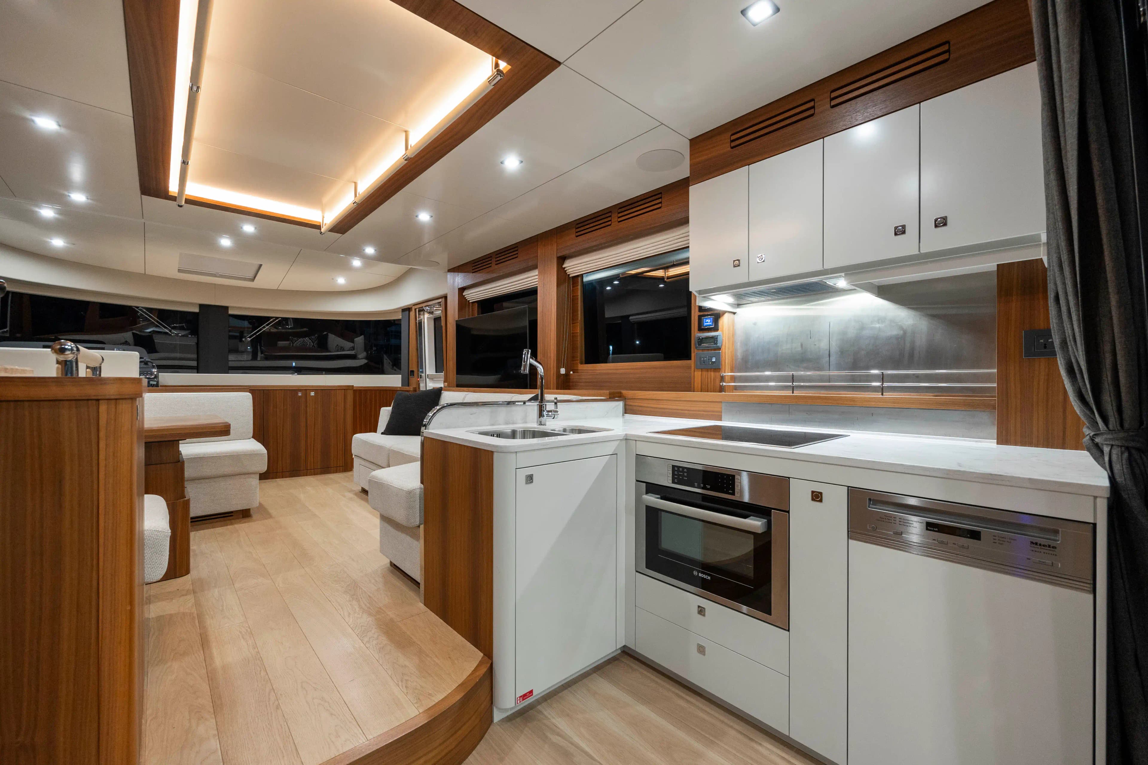 2023 Sirena Yachts Sirena 58 Sold in Miami, Florida Explorer Yachts 3