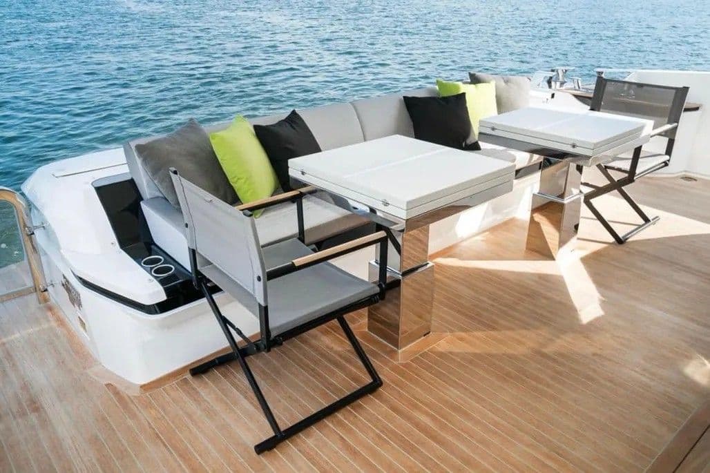 2024 Pearl 72 a la venta en Newport Beach, California Flybridge 1