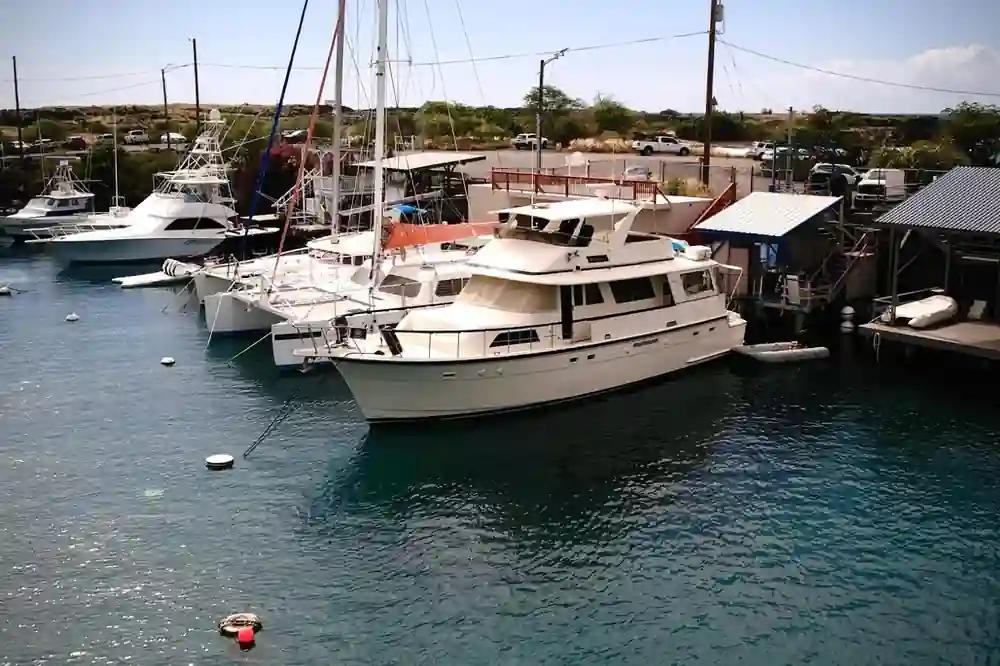Hatteras 65 Motor Yacht For Sale