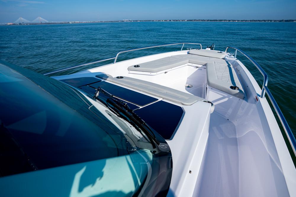 2025 Axopar 29 Sun Top