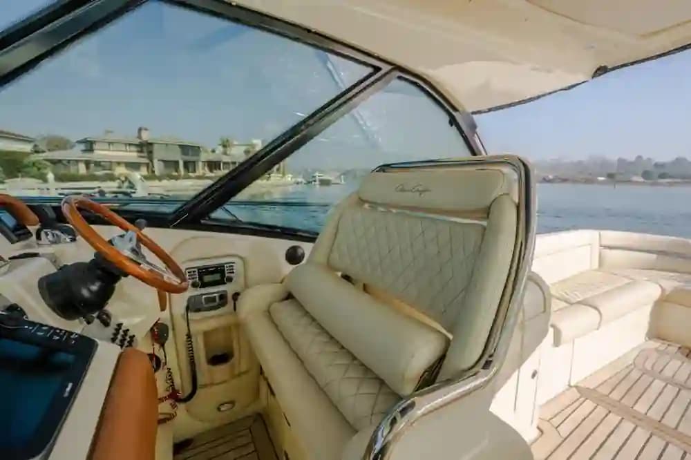 2014 Chris-Craft Corsair 36 Hard Top te koop in Newport Beach, California Cruiser 4