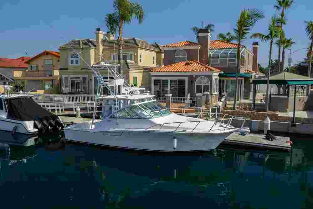 2013 CABO 36 Express