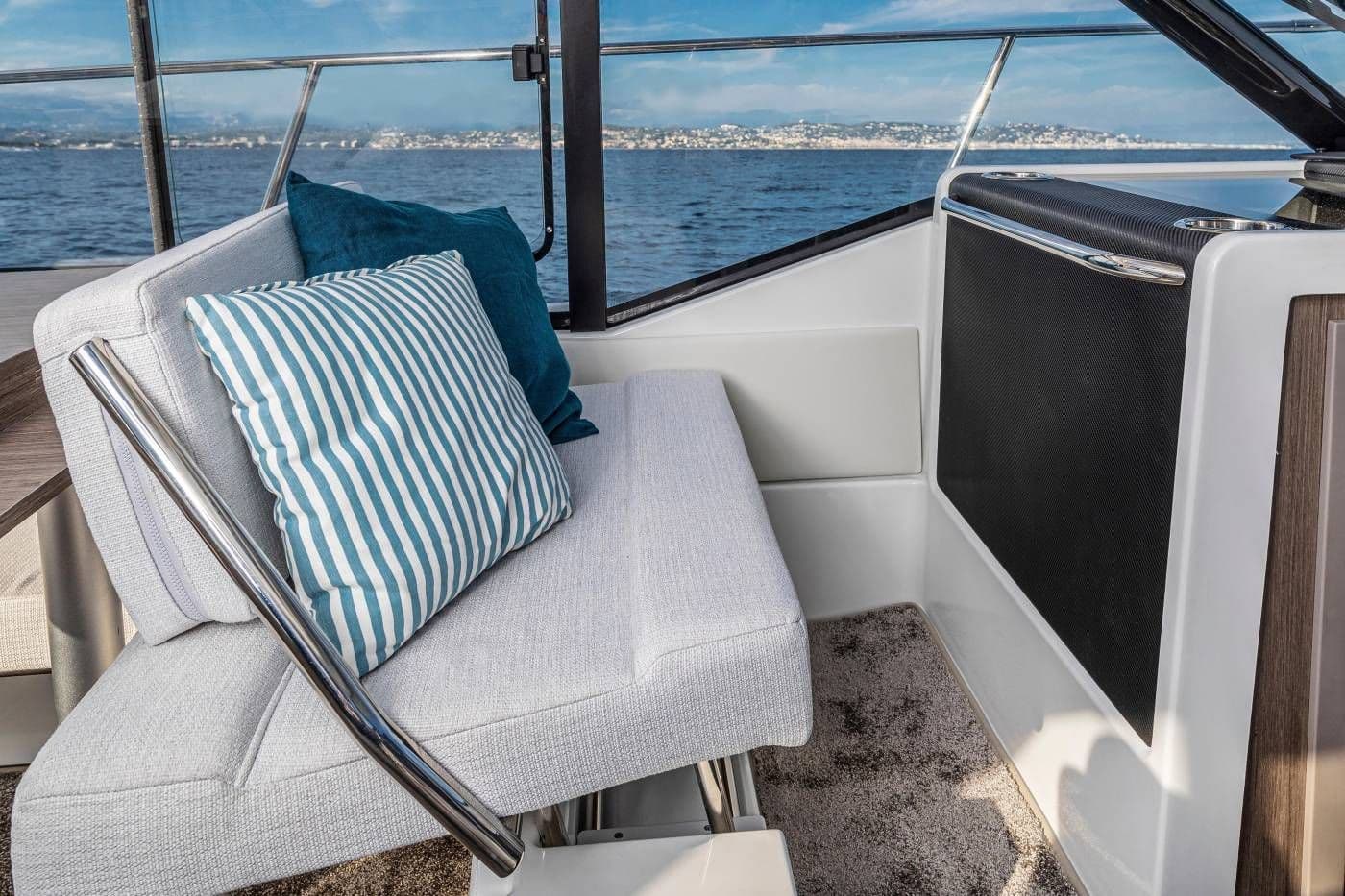 Jeanneau NC 895 Series 2 for Sale