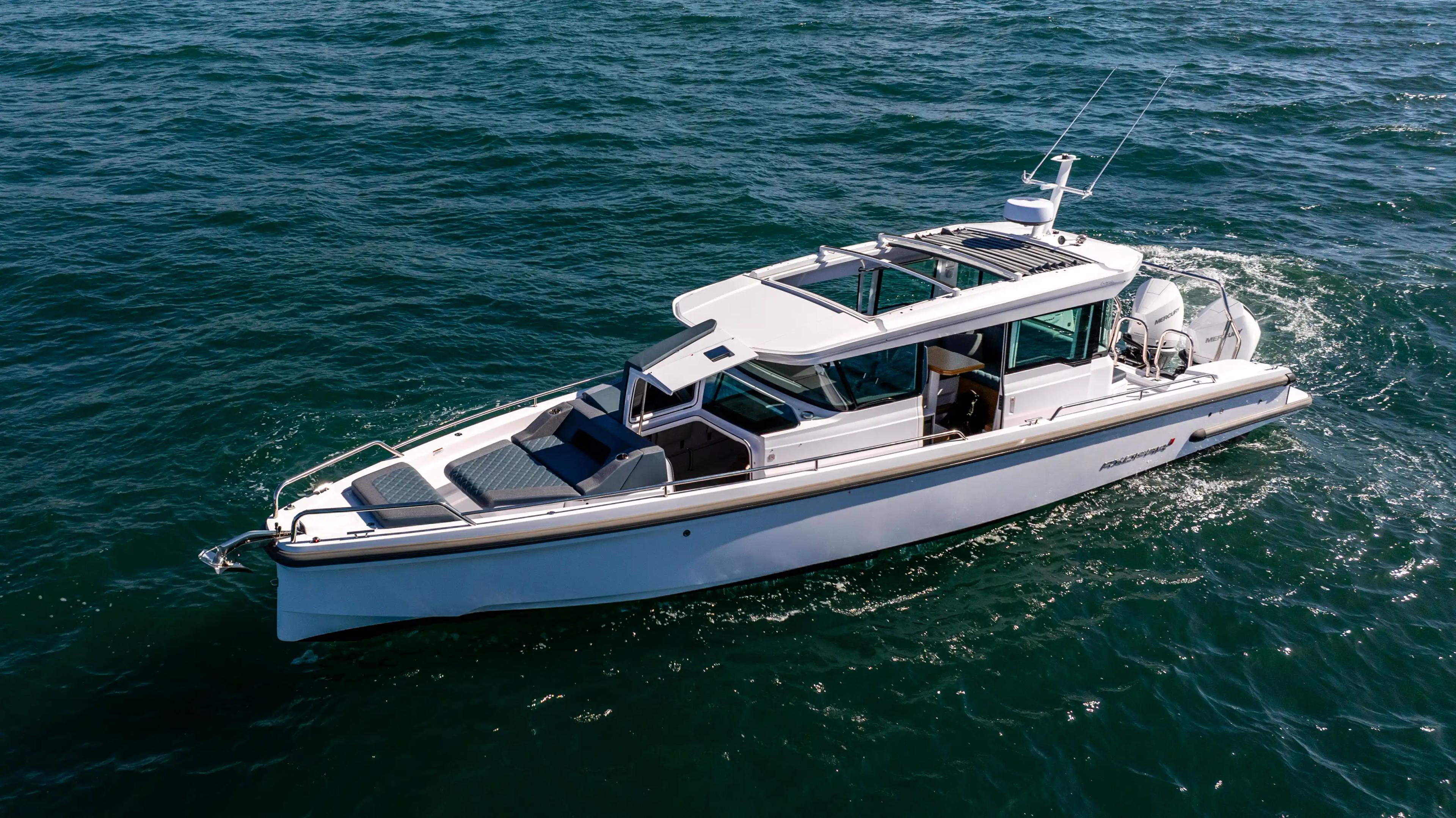 Axopar 37 XC Cross Cabin For Sale