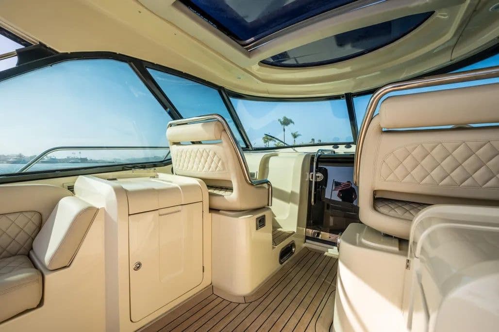 2014 Chris-Craft Corsair 36 Hard Top te koop in Newport Beach, California Cruiser 2
