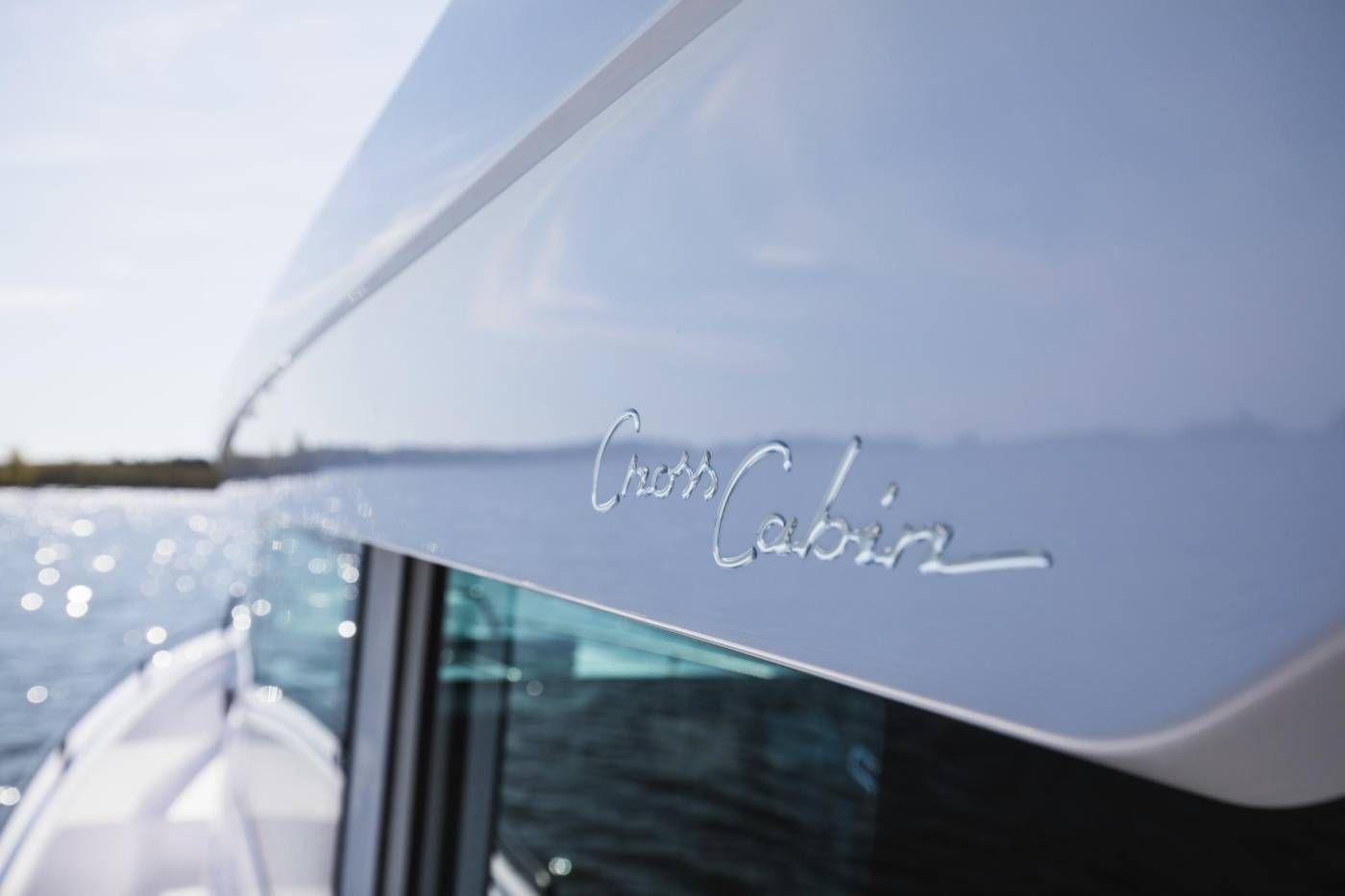 Axopar 37 XC Cross Cabin te koop