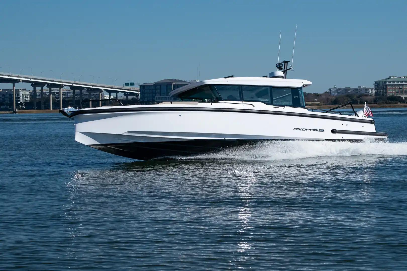 Axopar 37 XC Cross Cabin For Sale