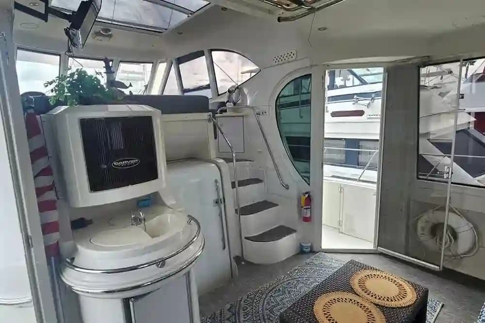 2001 Carver 564 for Sale in San Diego, California Motor Yacht 2