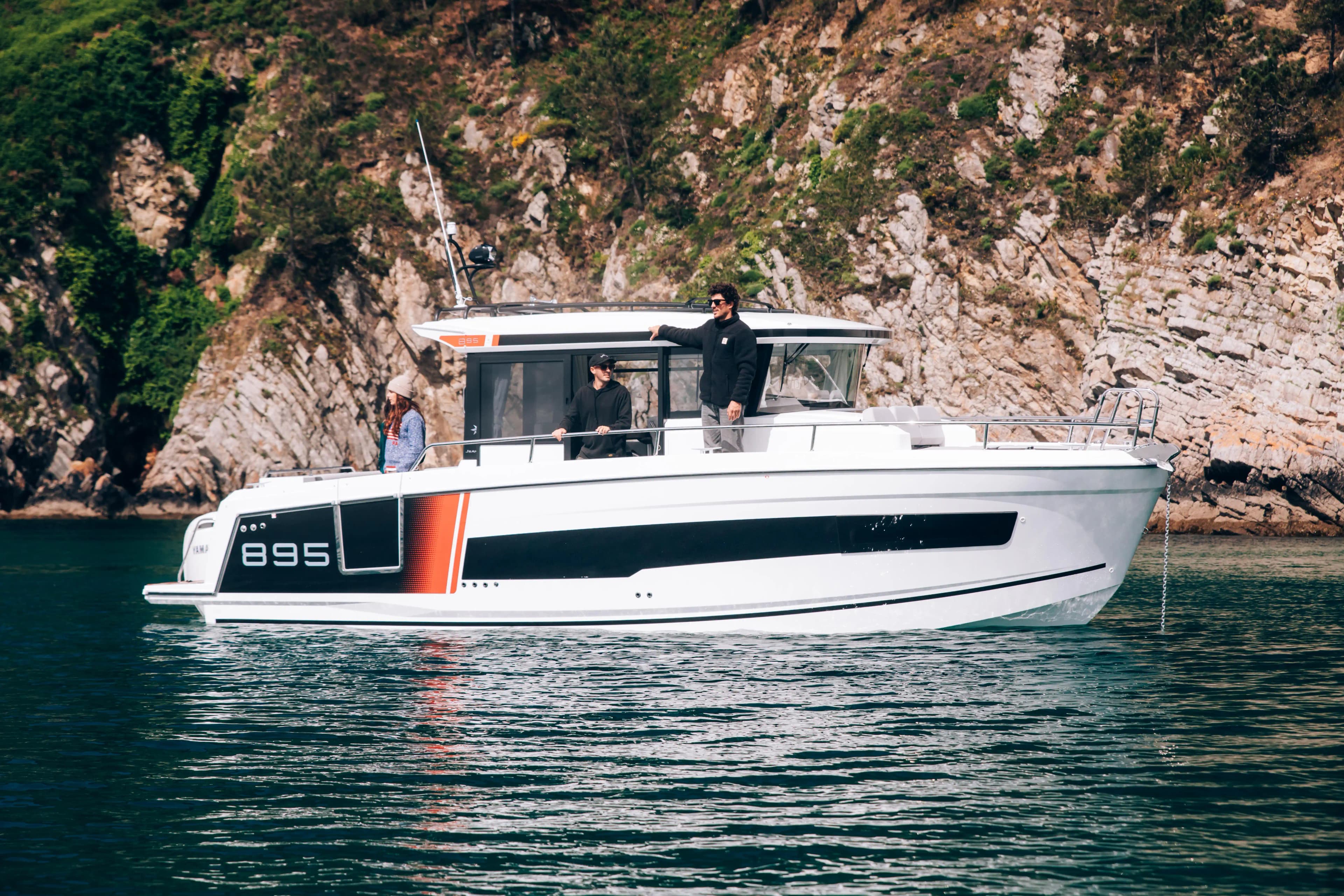Jeanneau NC 895 Sport for Sale