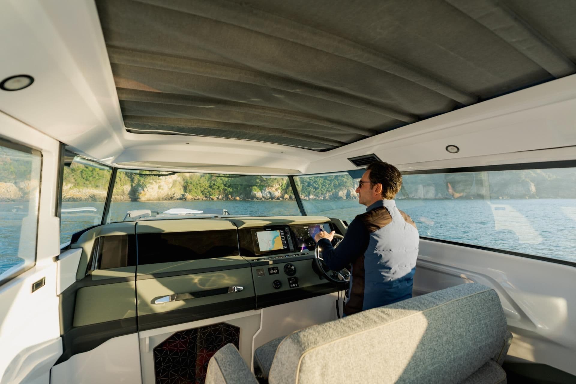 2026 Axopar 38 XC Cross Cabin for Sale in Wrightsville Beach, North Carolina Walk-around Boats 2