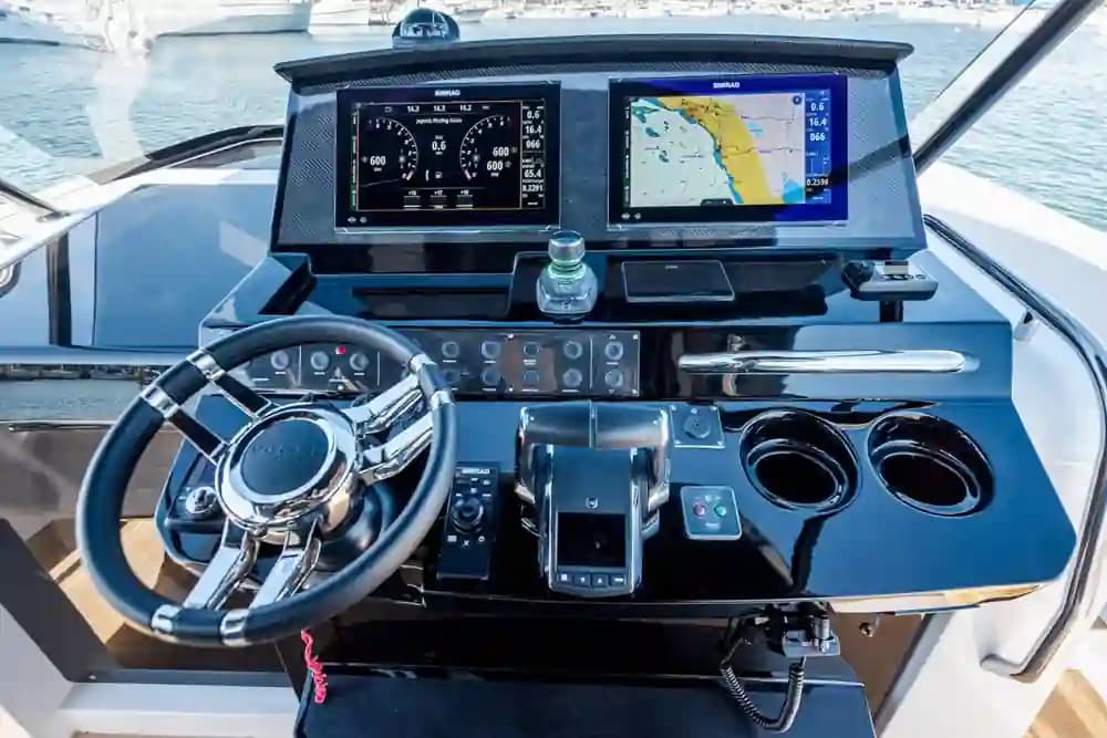 2023 Pardo Yachts P38 for Sale in Newport Beach, California Center Console 5