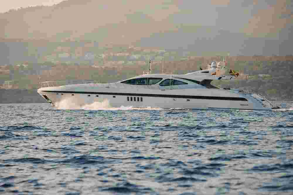 2006 Mangusta 130