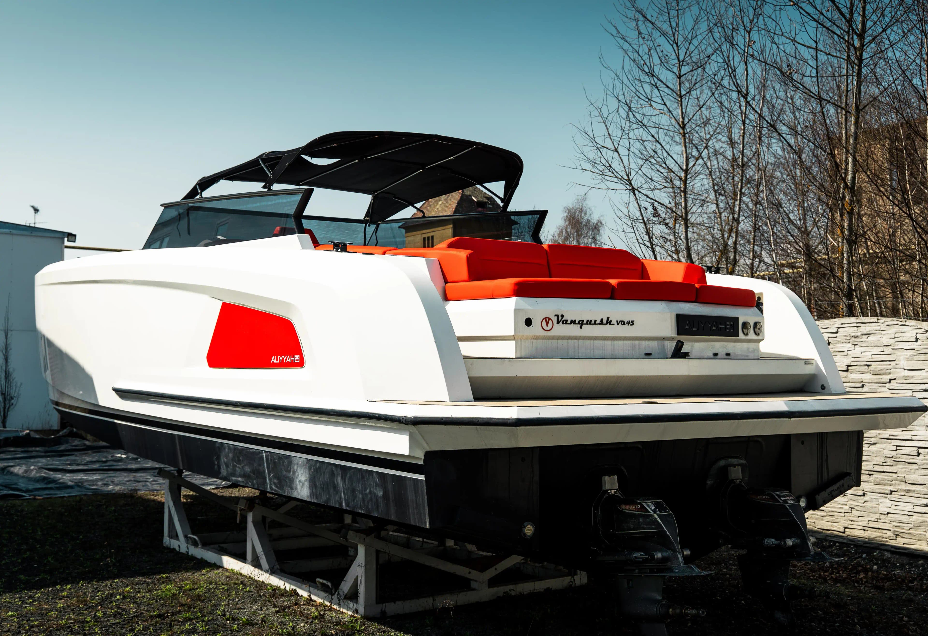 Vanquish Yachts VQ45 a la venta