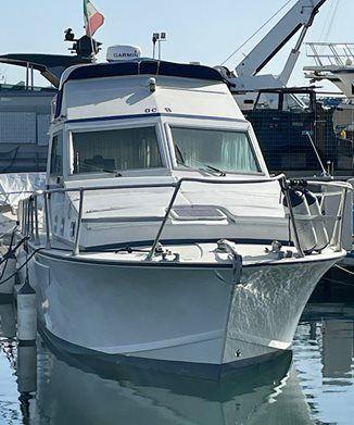 Dellapasqua DC 9 ACAMPORA FLY BRIDGE For Sale