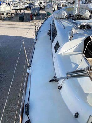 Custom Walkabout 39 in vendita