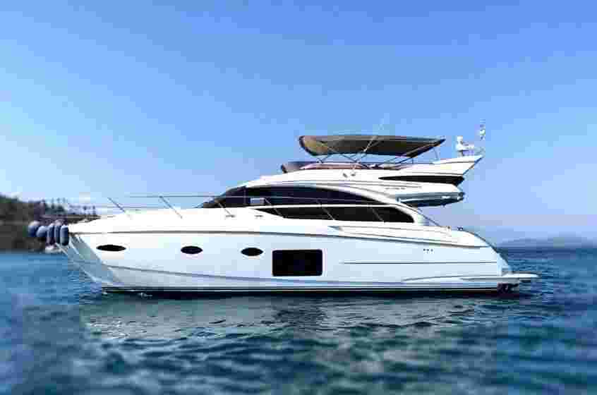 2014 Princess Yachts F52