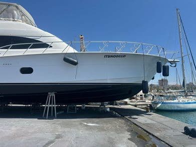 Hatteras 64 Convertible for Sale