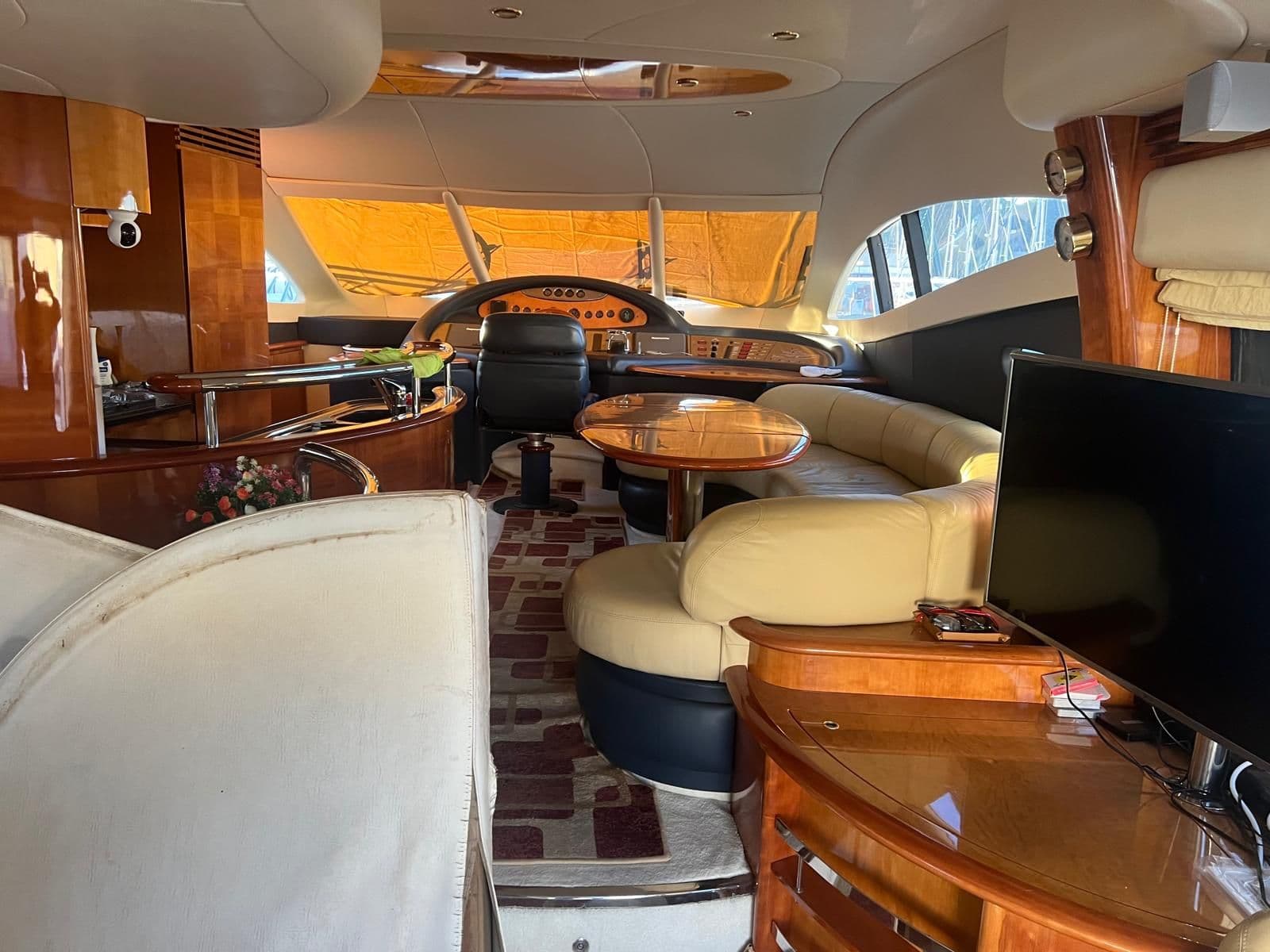 2004 Azimut 62 for Sale in València, ES Flybridge 1