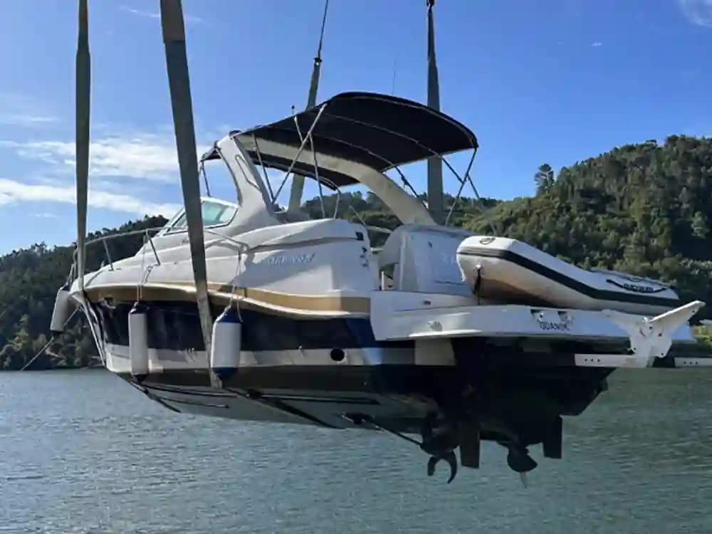 Four Winns 378 Vista for Sale