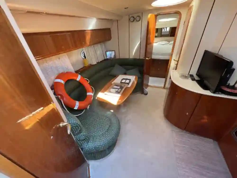 1999 Princess Yachts V40 for Sale in Lisbon, PT Motor Yacht 3