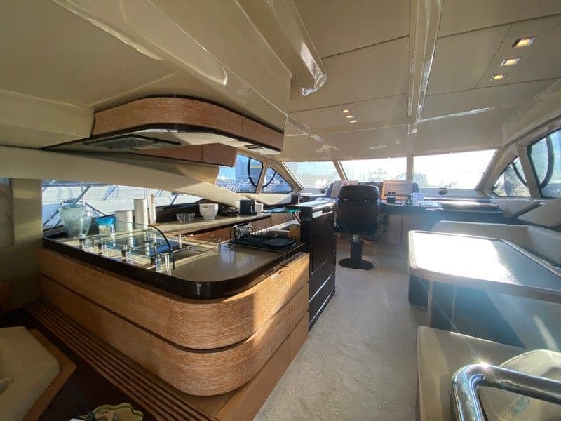 2011 Azimut Fly 60 for Sale in Faro, PT Flybridge 1