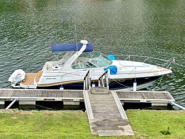 Four Winns 378 Vista for Sale