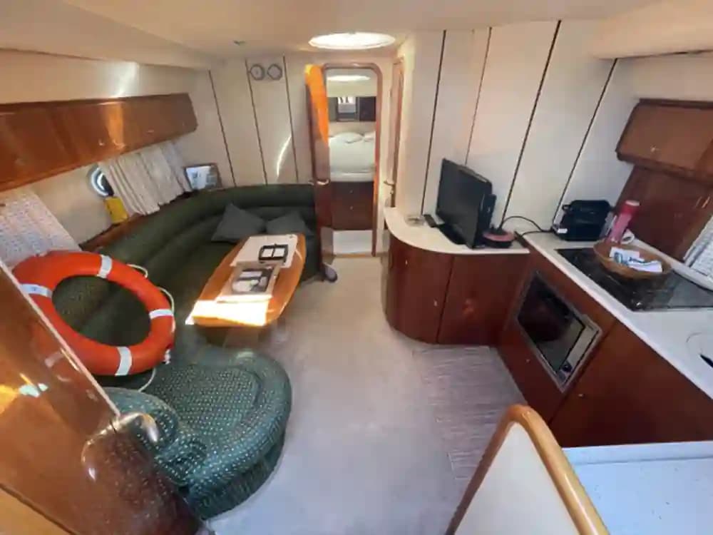 1999 Princess Yachts V40 for Sale in Lisbon, PT Motor Yacht 2