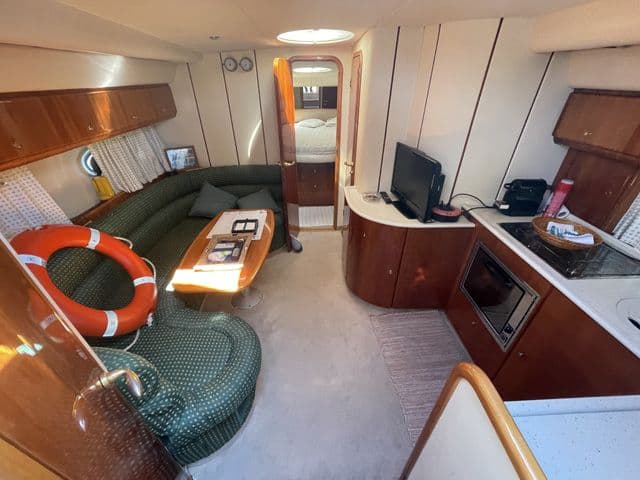 1999 Princess Yachts V40 for Sale in Lisbon, PT Motor Yacht 1