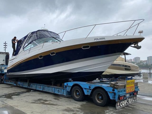 Four Winns 378 Vista for Sale