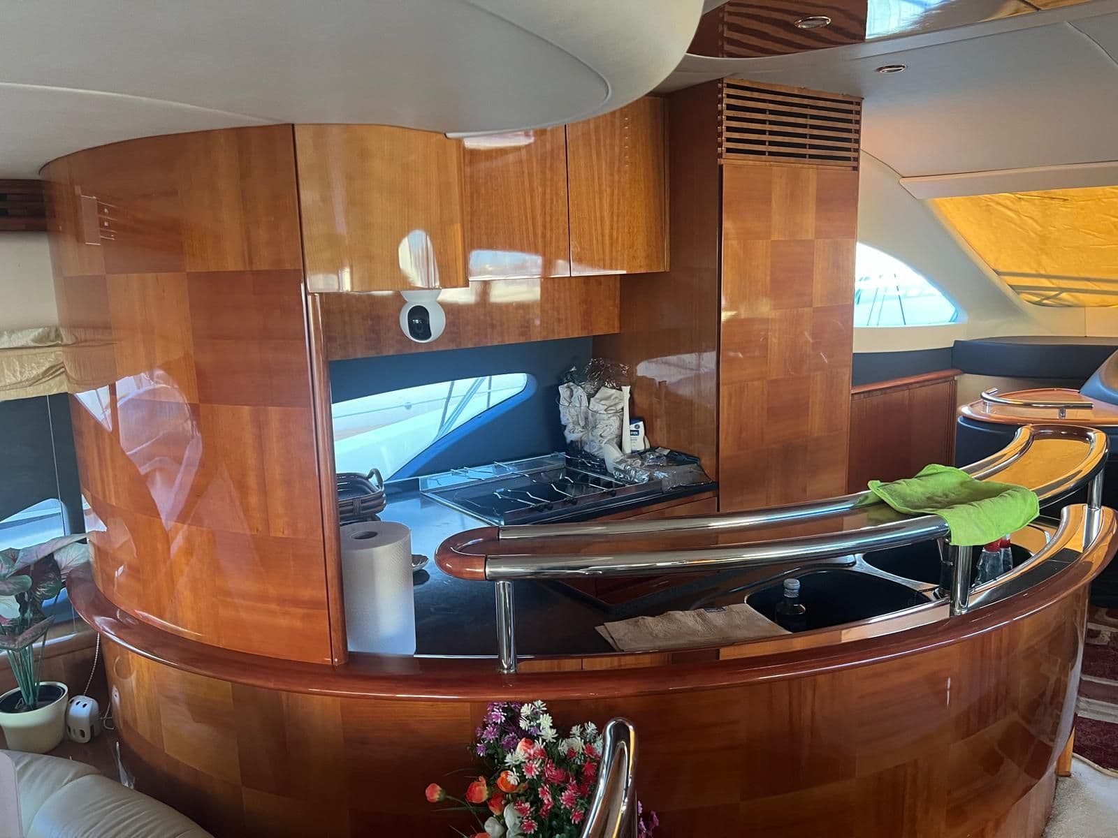 2004 Azimut 62 for Sale in València, ES Flybridge 4