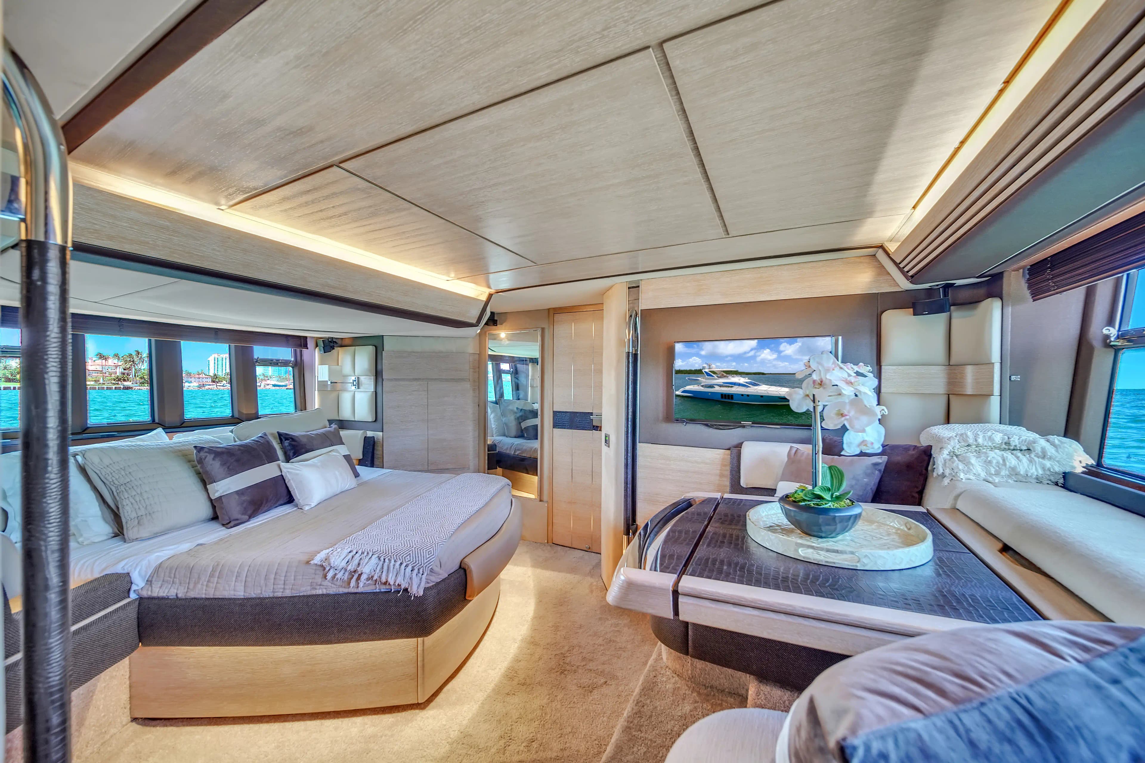 2012 Azimut 64 FLY for Sale in Miami Beach, Florida Cruiser 5