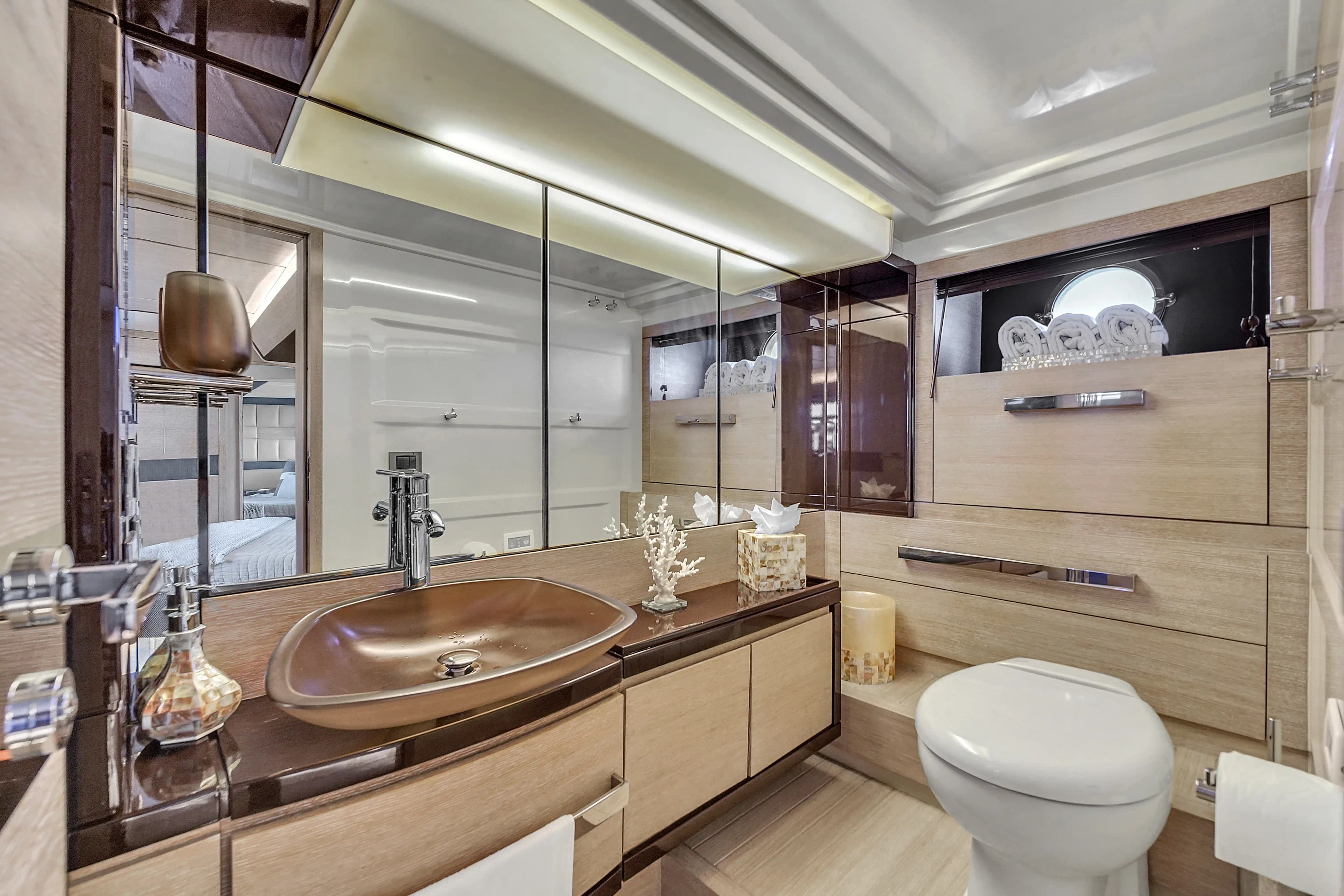 Azimut 64 FLY in vendita