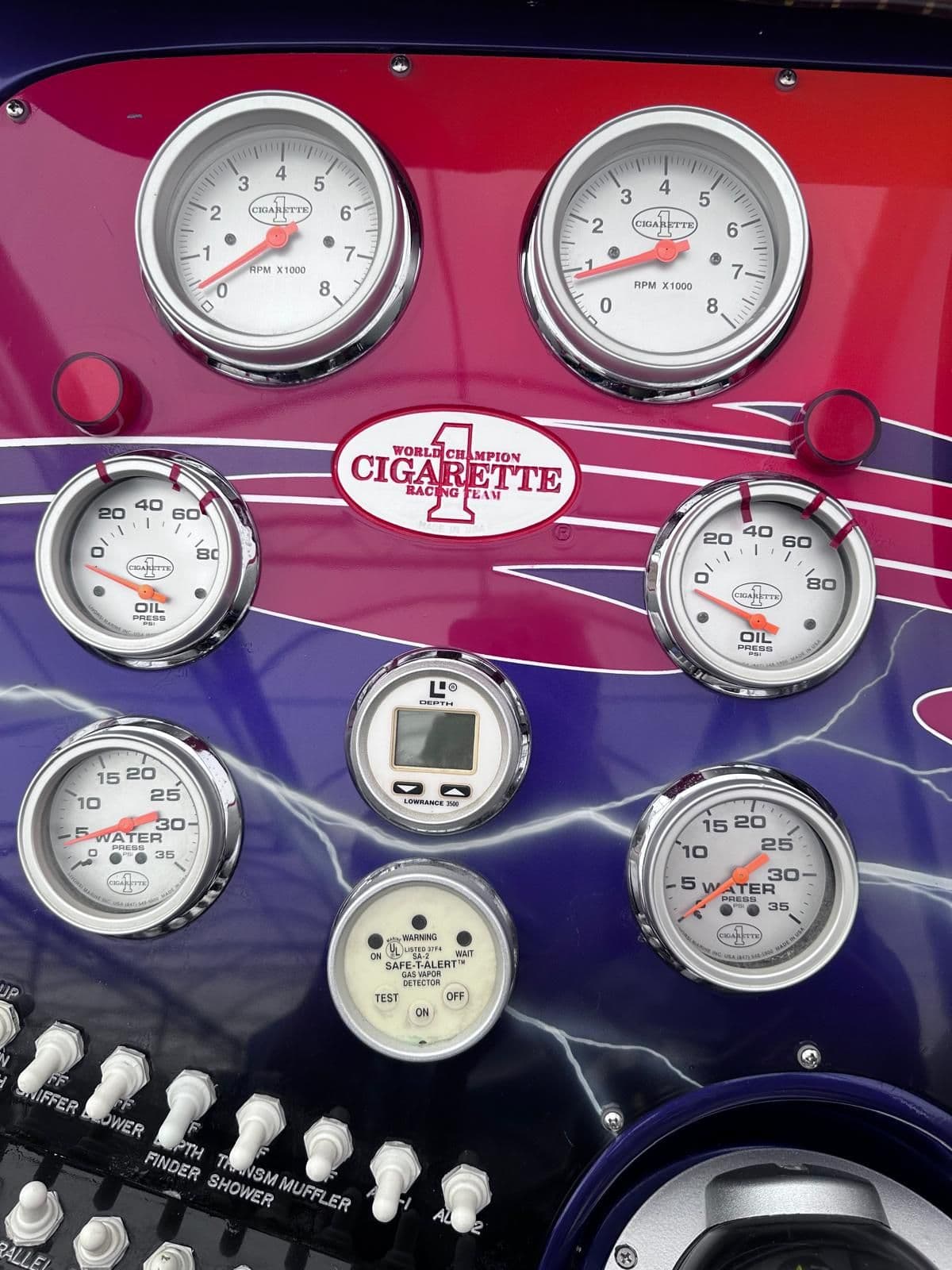 Cigarette Racing 42' X à vendre