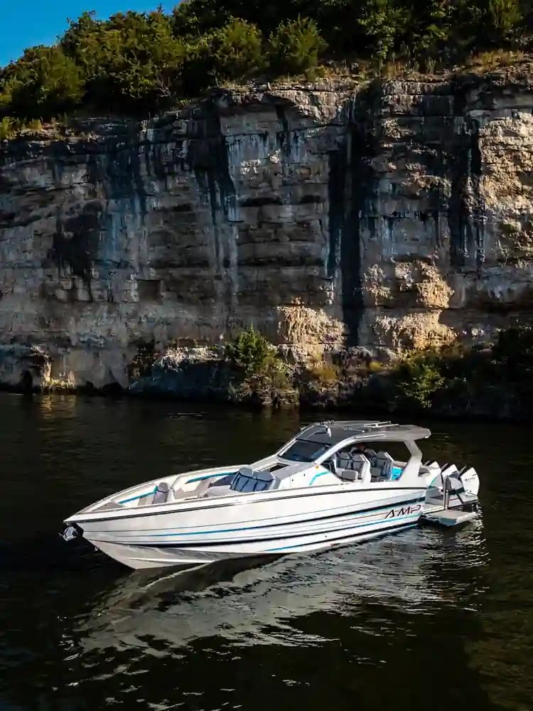 AMP American Marine Performance 433 for Sale