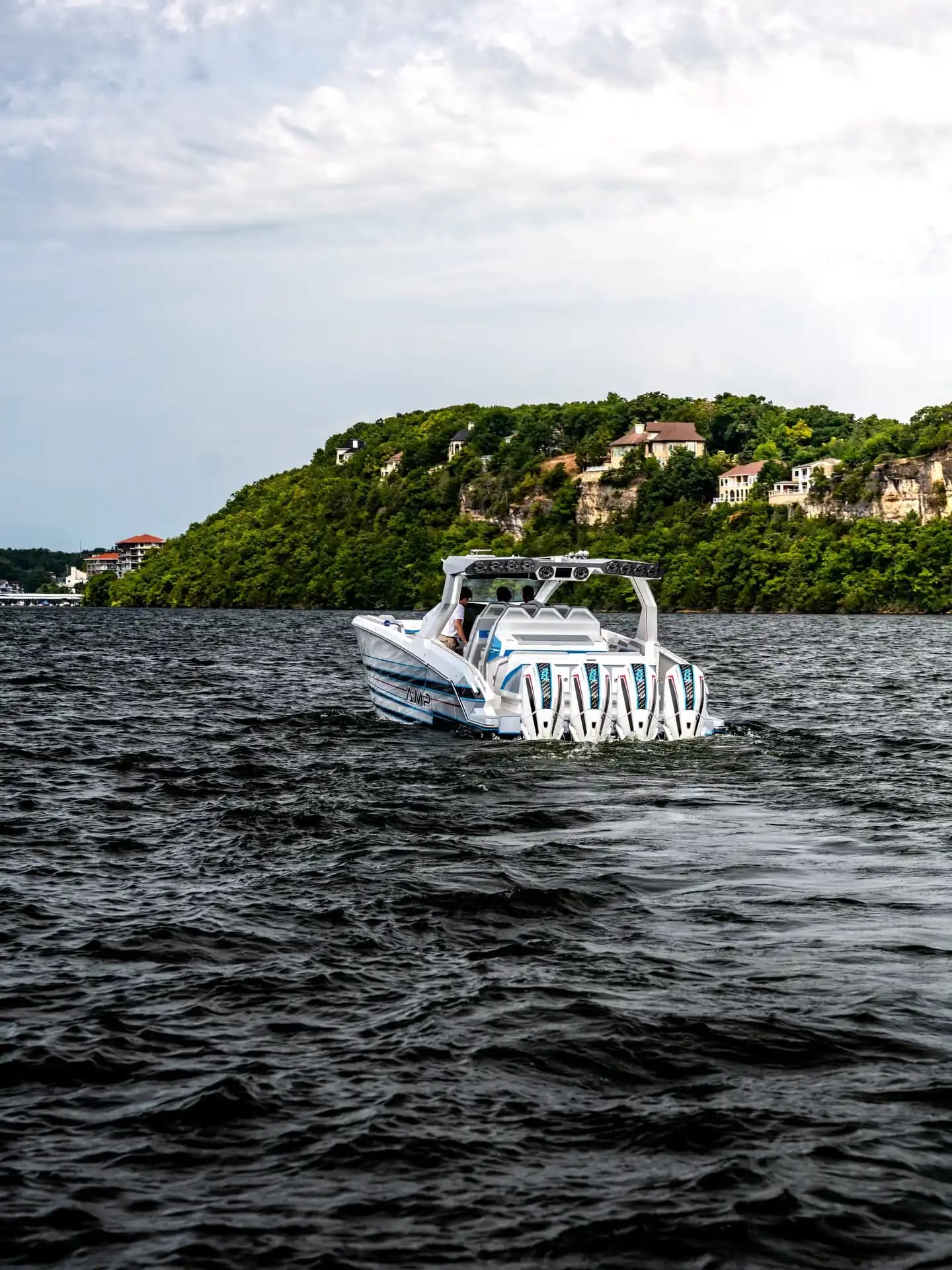 AMP American Marine Performance 433 for Sale