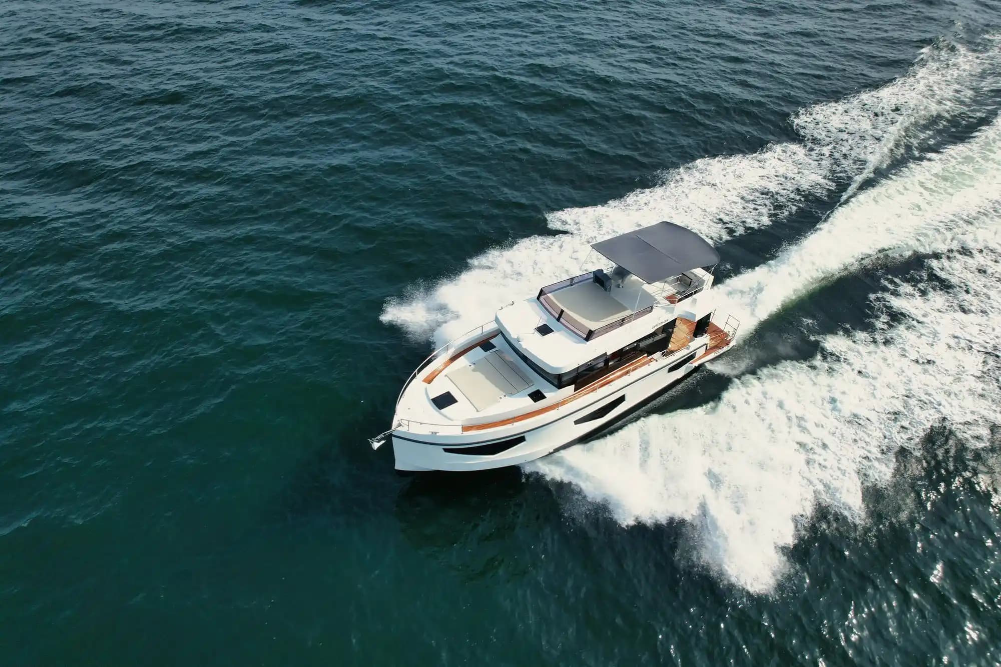 Cobra Yachts Seamaster 45 zum Verkauf