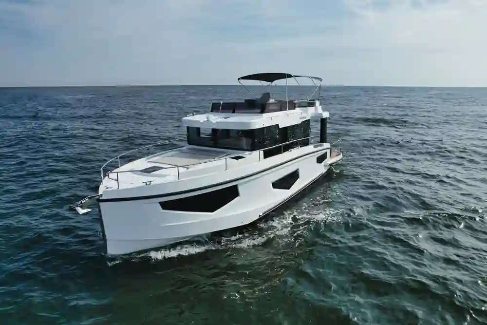 Cobra Yachts Seamaster 45 zum Verkauf