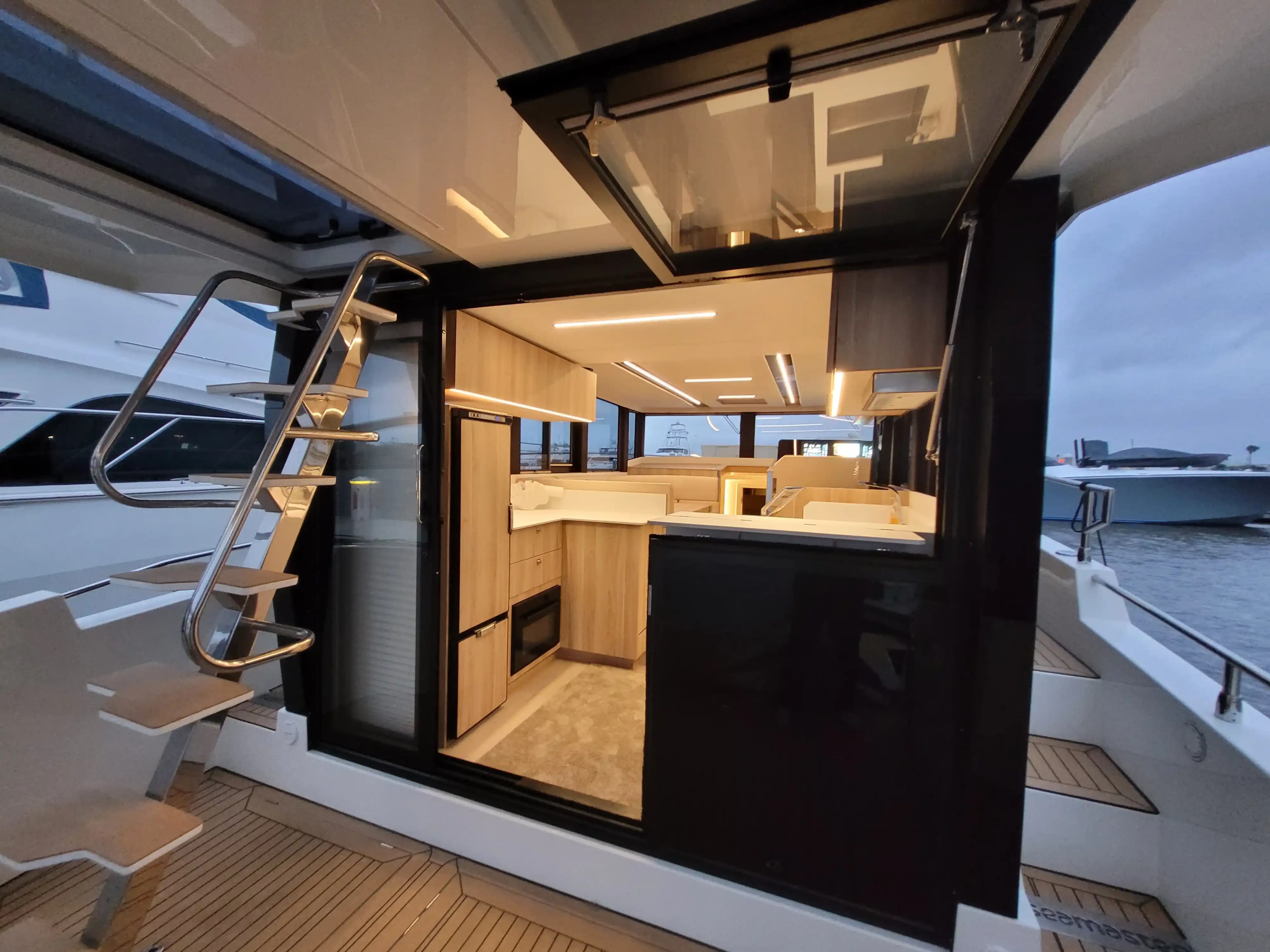 2026 Cobra Yachts Seamaster 45 zum Verkauf in Daytona Beach, Florida Cruiser 1